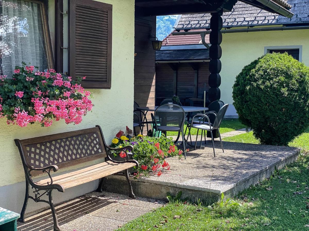 Ferienhaus Mörtl Tröpolach Exterior foto